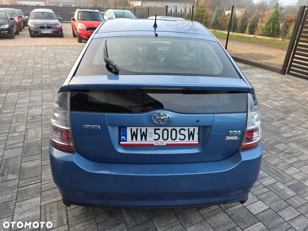 Toyota Prius 1.5 VVT-i Prestige - 6