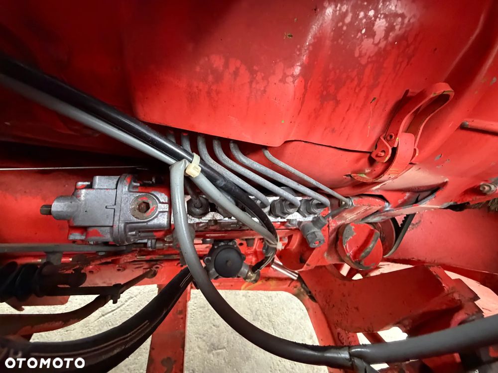 O&K V80 Wózek Widłowy Niemiecki Producent O&K. Silnik DEUTZ 90 km. Udźwig 8 ton. Gabarytowo mała maszyna z Wielkim udźwigiem. Podwójne Koła. Regulacja wideł i Karetki Hydrauliczna. Maszt TRIPLEX. niski przebieg 5790h. Maszyna Pochodzi z Norweskiej Komuny! Nie posiada luzów i wycieków Jazda Hydrostatic. Stan Perfekcyjny! DIESEL. Opony Nowe. Okazja - 18