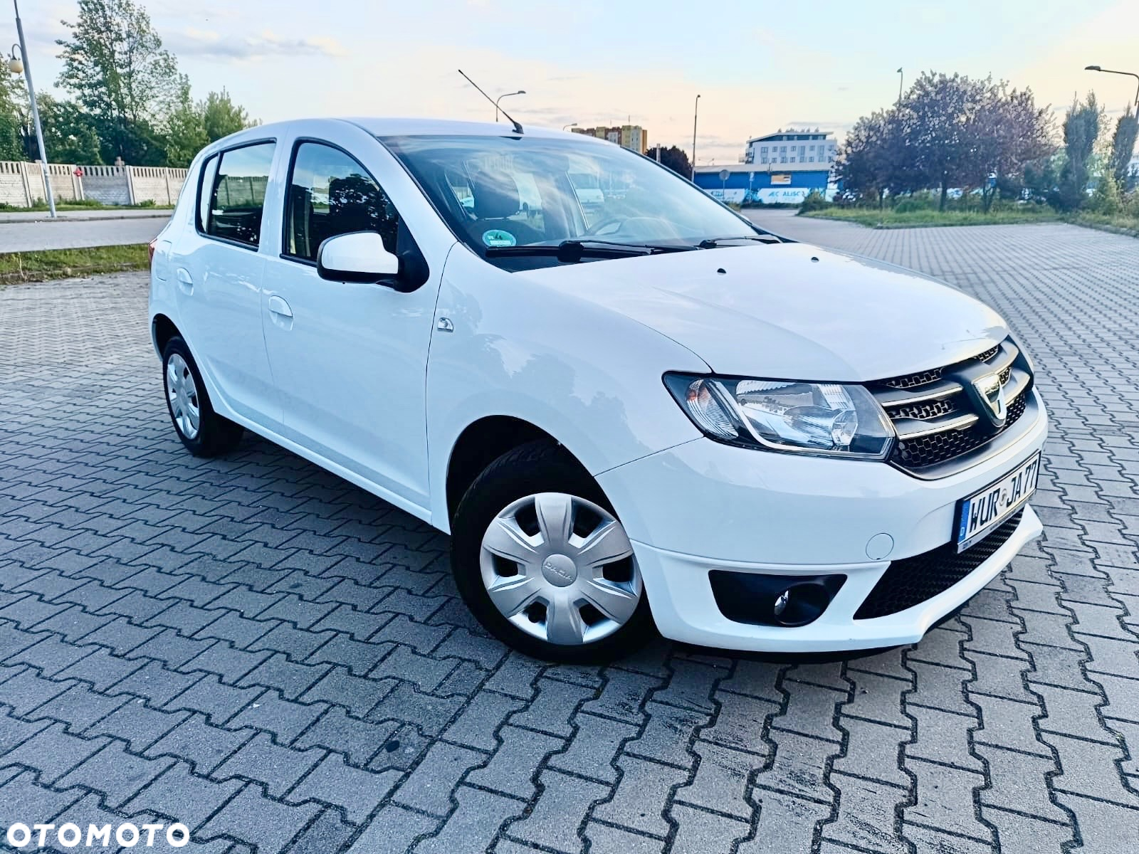 Dacia Sandero TCe 90 (S&S) Comfort - 4