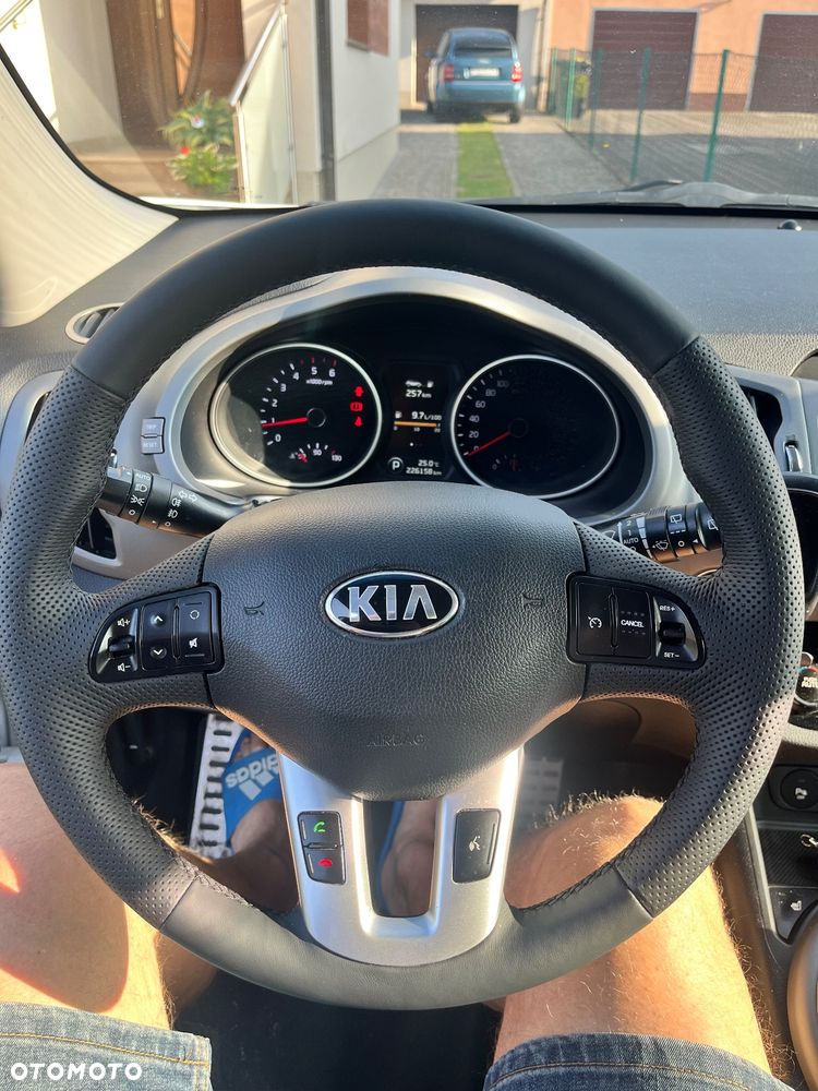 Kia Sportage 2.0 CRDI XL AWD - 4