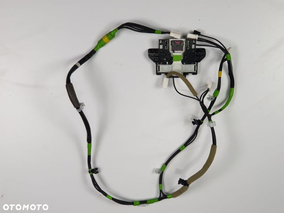 Antena Nawigacji Przewód TOYOTA RAV4 2.5H od 2019 roku - 1
