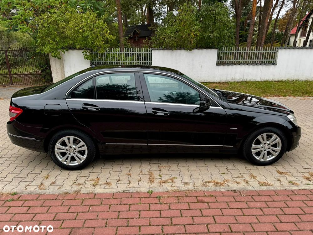 Mercedes-Benz Klasa C 180 Kompressor BlueEFFICIENCY Avantgarde - 9
