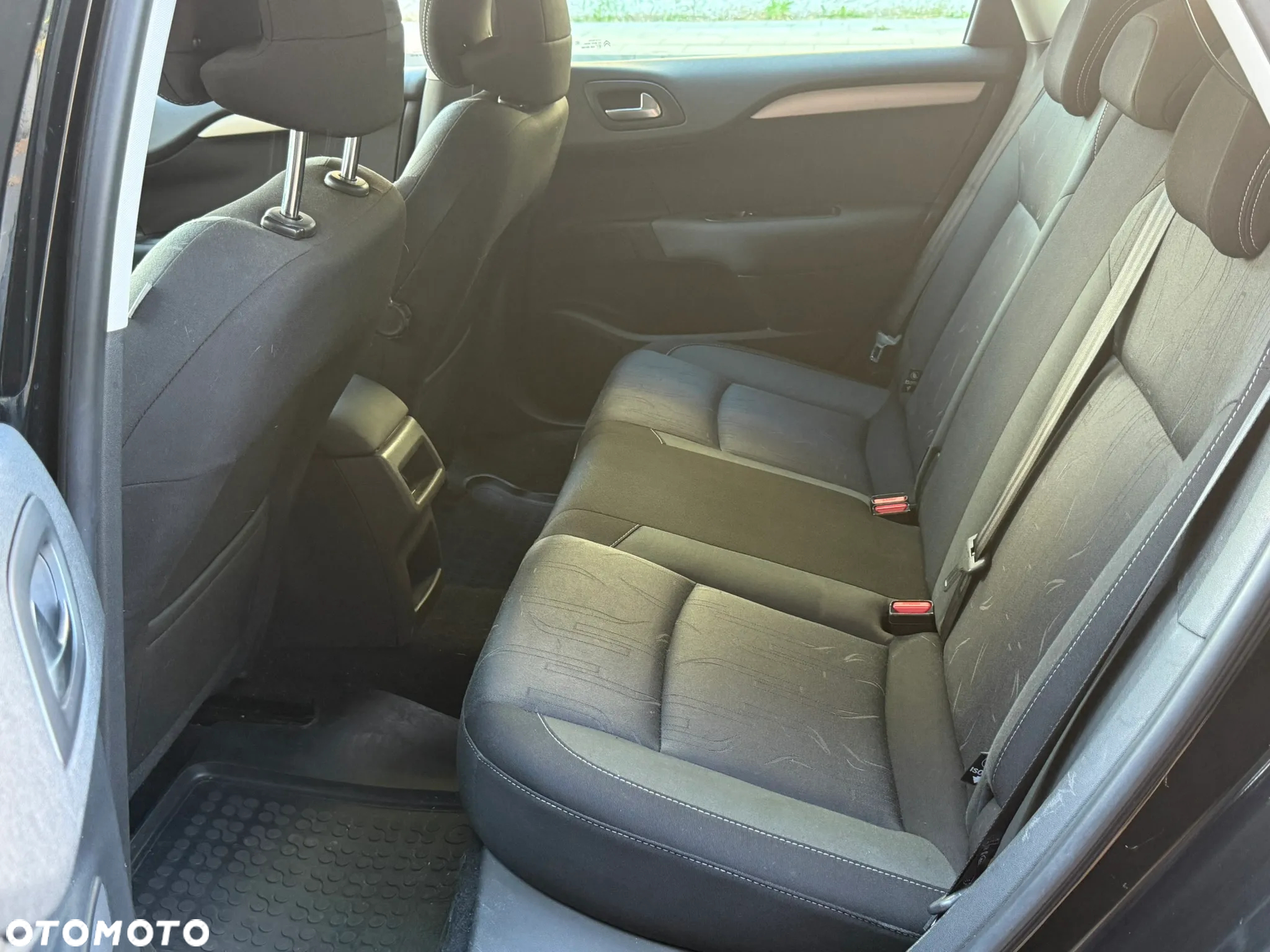 Citroën C4 1.6 HDi Selection - 8