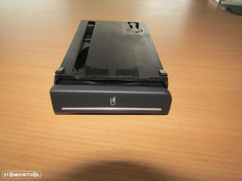 Porta copos Audi A4 B6 / B7 ano 2001 a 2007(original  usado)
