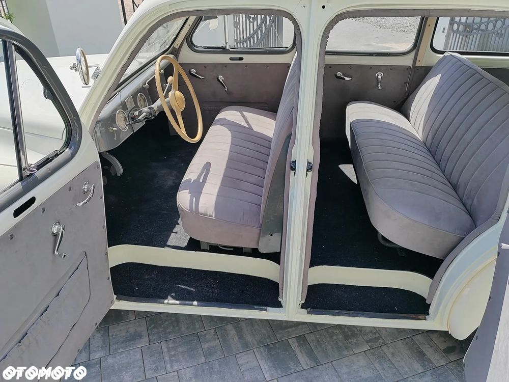 Renault Inny - 12
