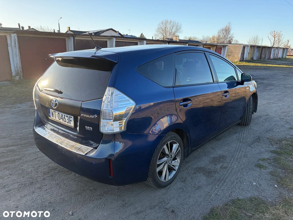 Toyota Prius+ (Hybrid) - 4