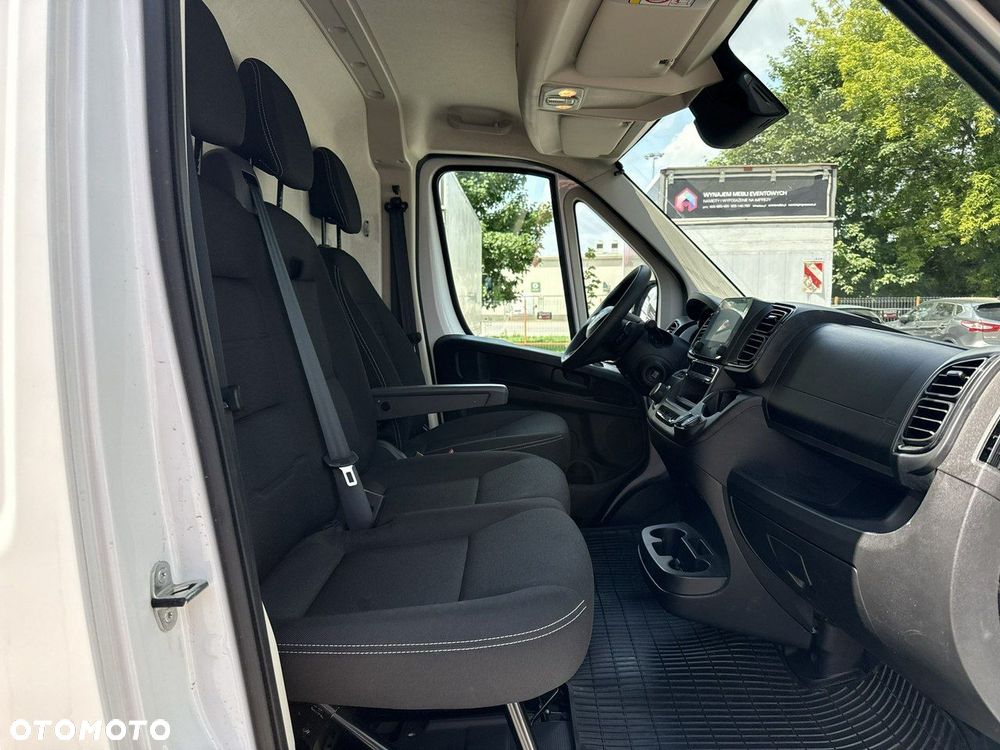 Opel Movano - 16