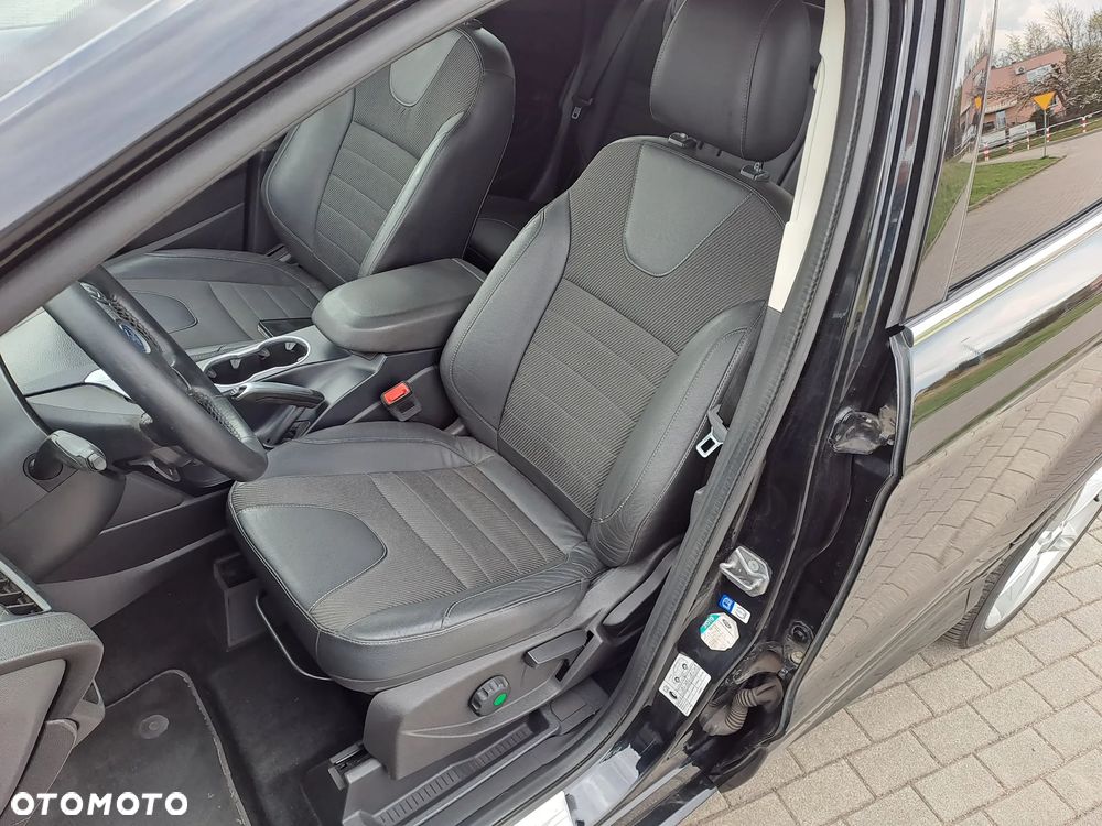 Ford Kuga 2.0 TDCi 4x4 Individual - 12