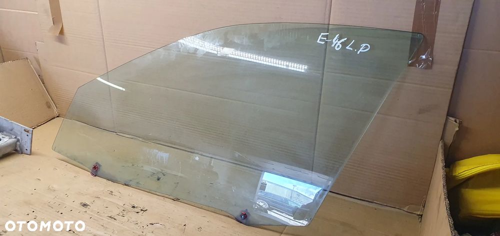 Szyba lewy przód przednia lewa BMW 3 E46 AS2 01r - 3