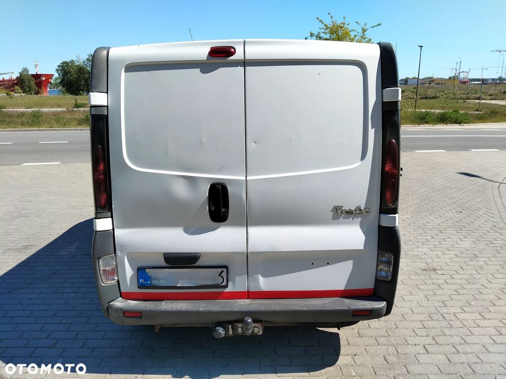 Renault Trafic - 10