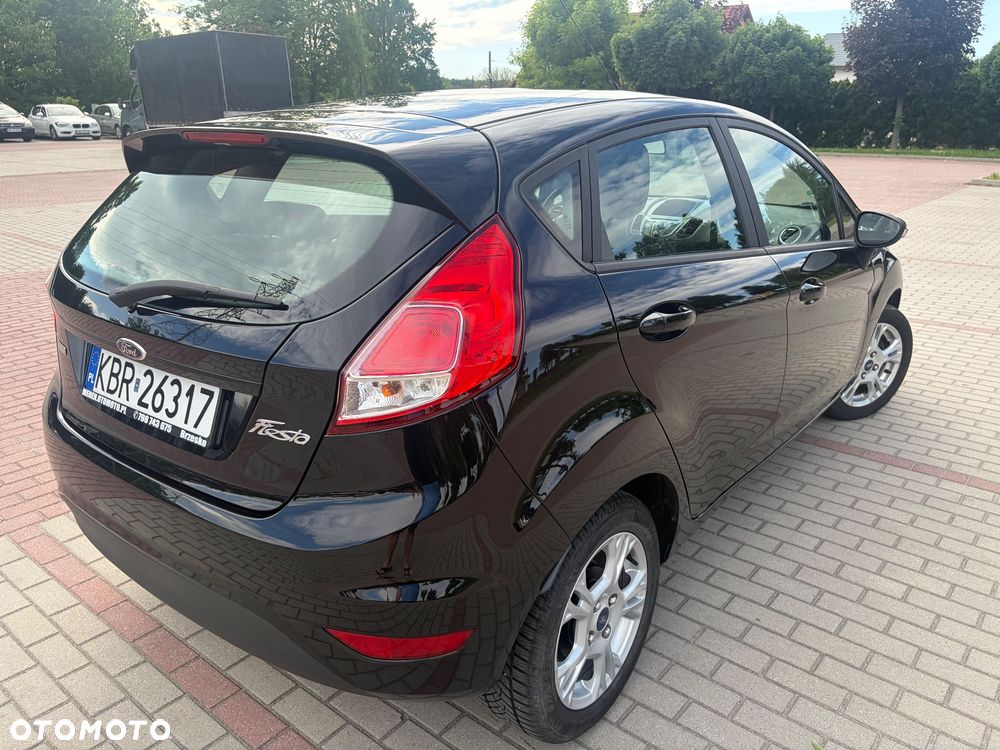 Ford Fiesta 1.0 EcoBoost Titanium - 12