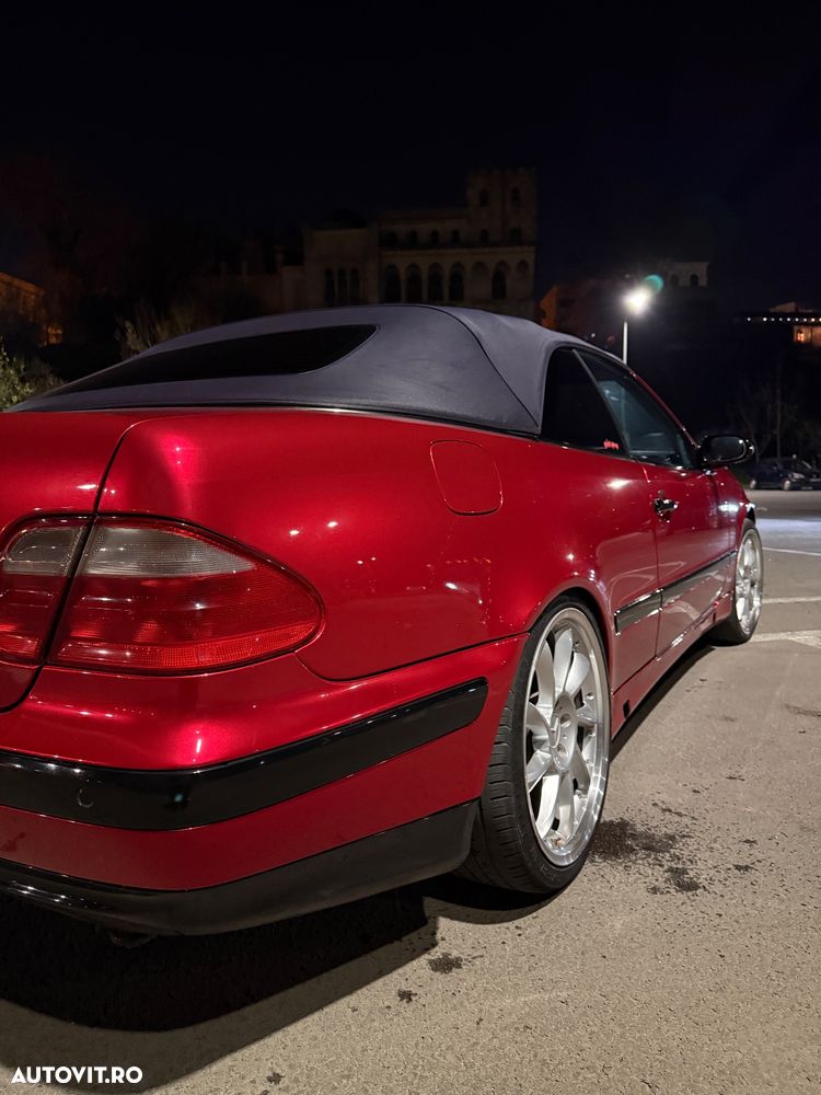 Mercedes-Benz CLK - 8