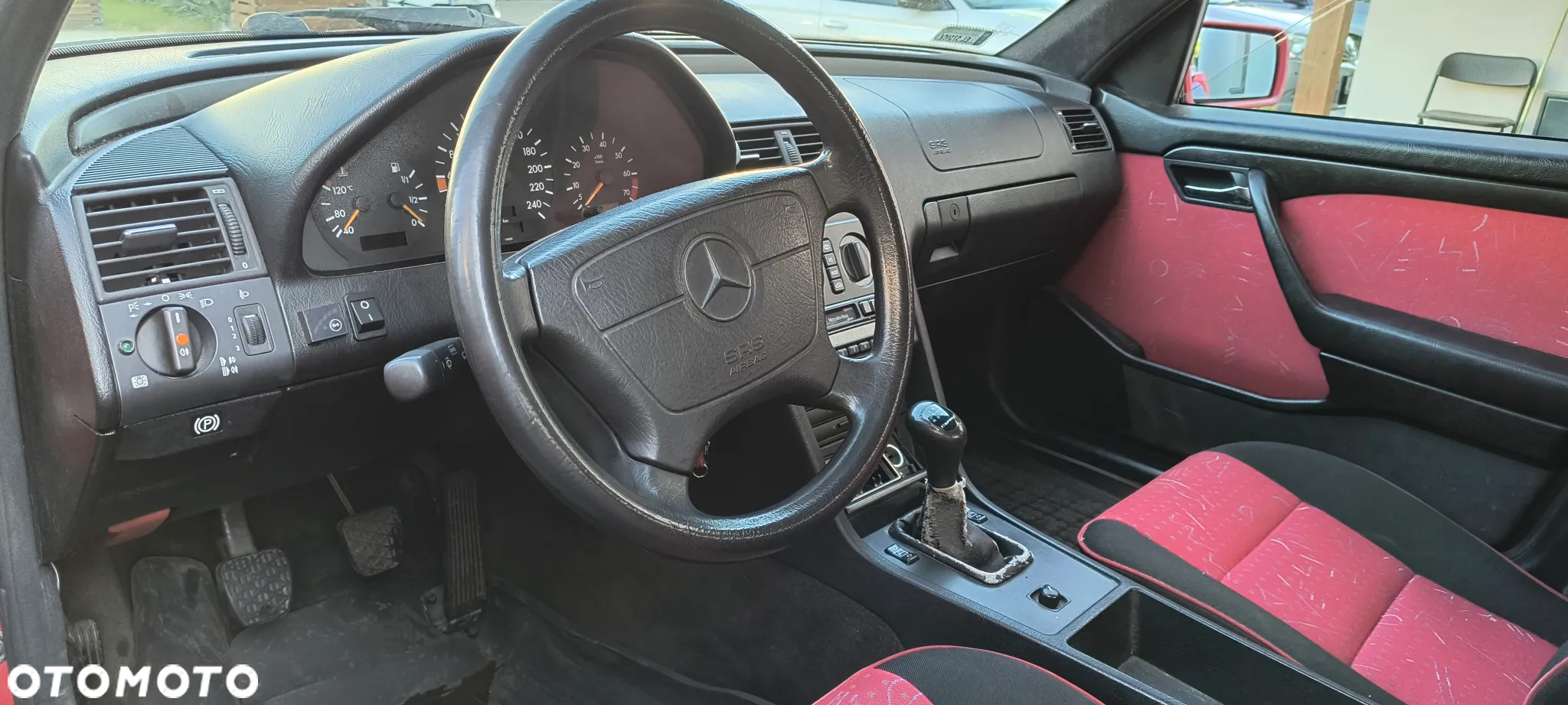 Mercedes-Benz Klasa C 180 Classic - 11
