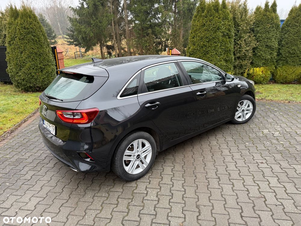 Kia Ceed 1.6 CRDi 136 ISG Spirit - 8