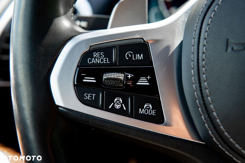 BMW Seria 8 840i xDrive - 30