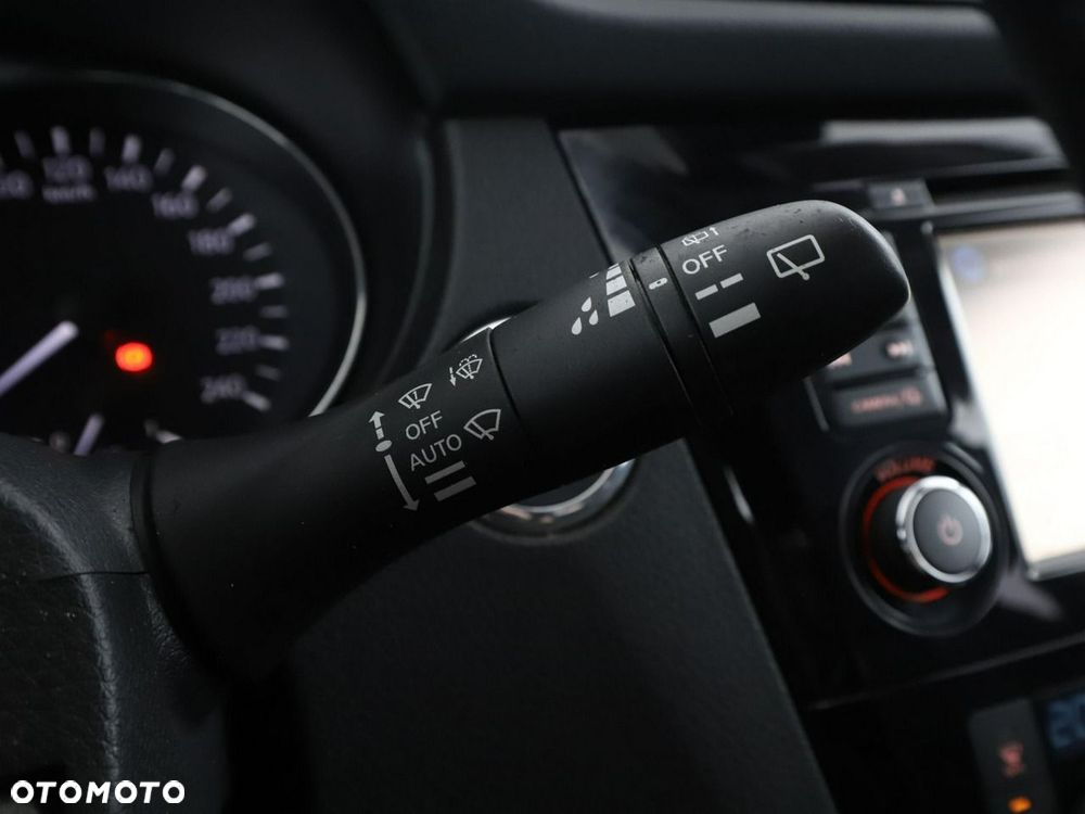 Nissan X-Trail 2.0 dCi N-Connecta 4WD Xtronic - 31