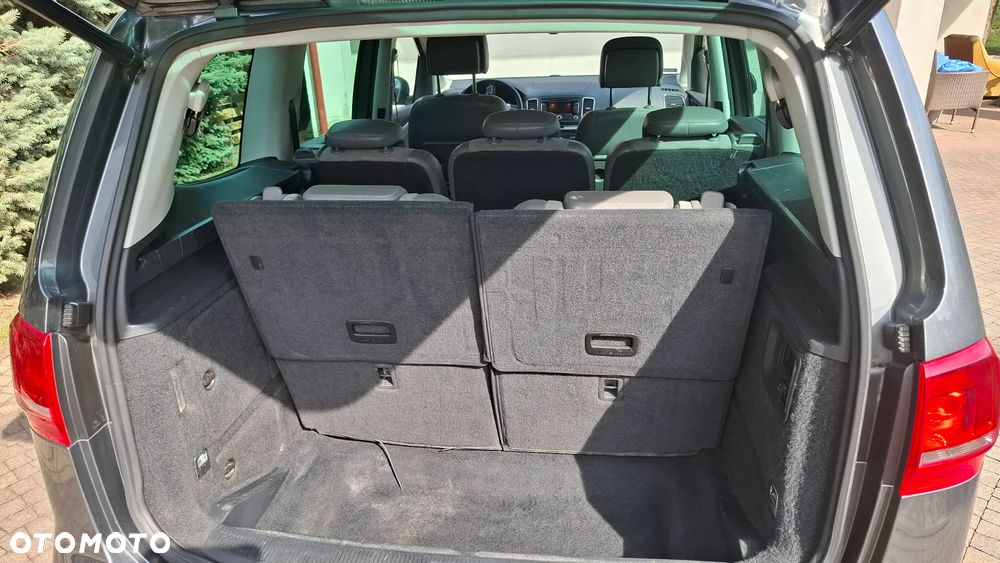 Volkswagen Sharan 2.0 TDI Highline - 24