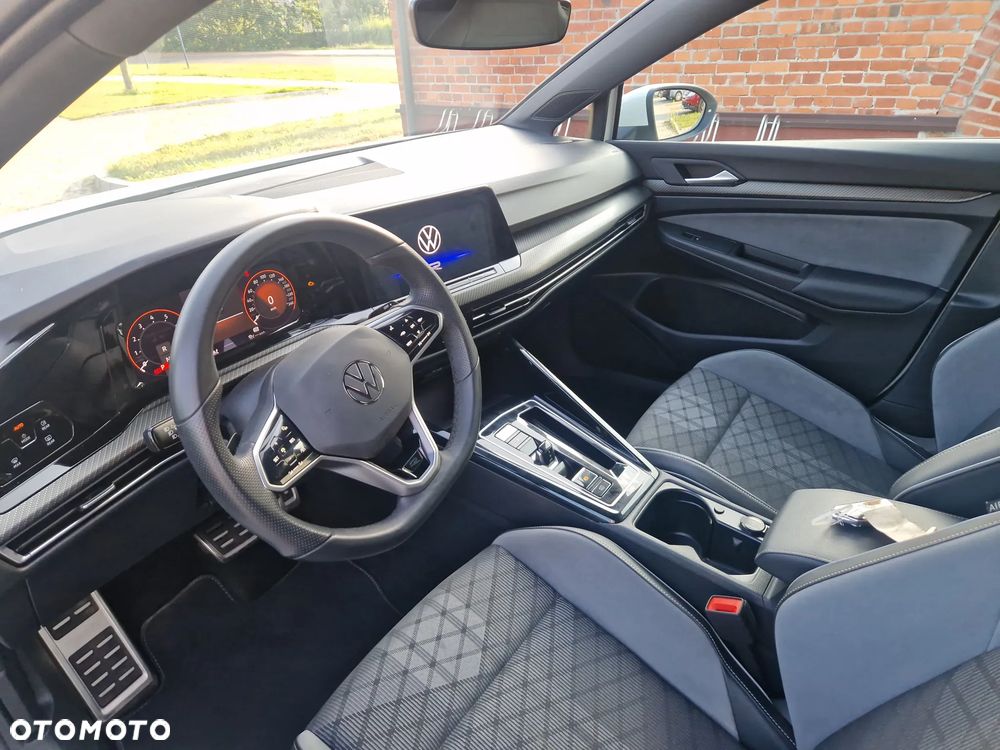 Volkswagen Golf 1.5 eTSI OPF DSG R-Line - 19