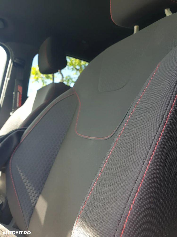 Ford Focus 1.5 Ecoboost ST-Line - 14
