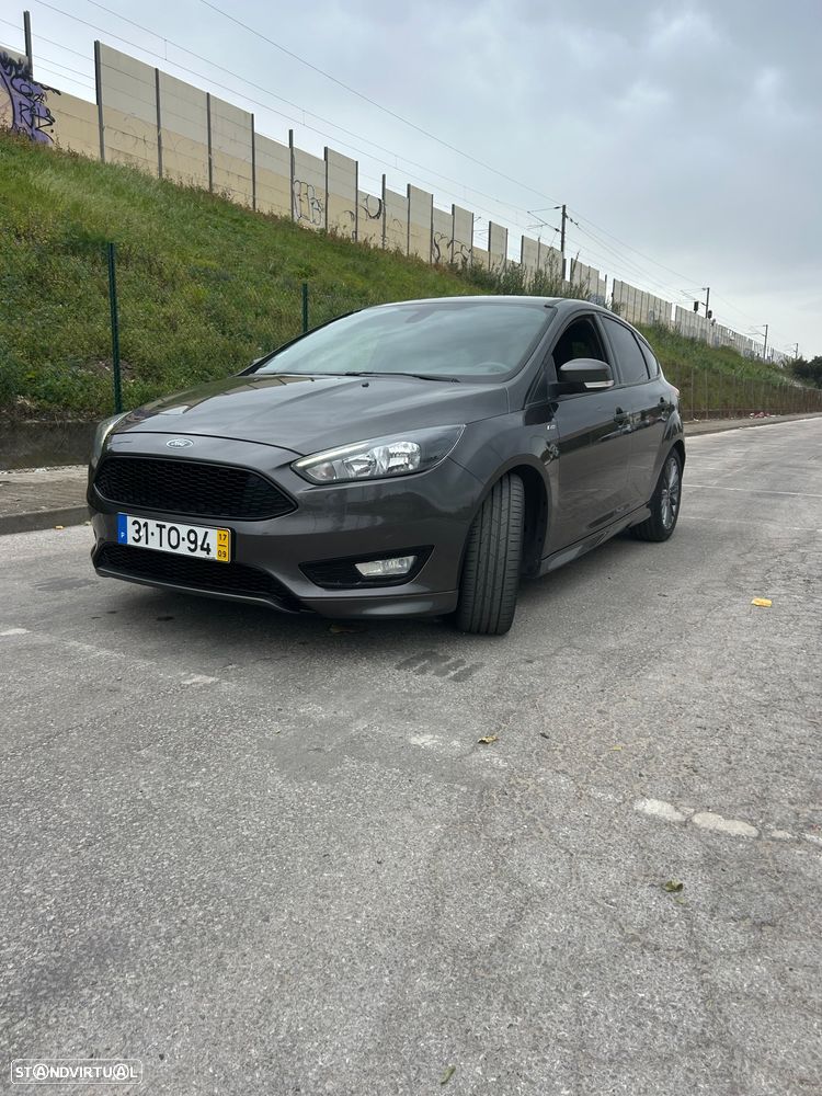 Ford Focus 1.0 EcoBoost MHEV ST-Line - 9