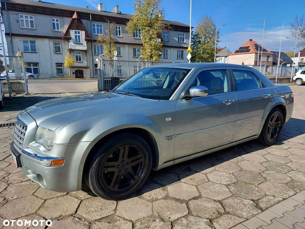 Chrysler 300C - 5