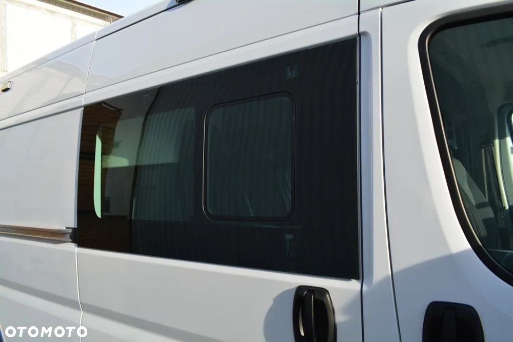 Fiat Ducato 2,3 MuliJet 130KM brygadówka 7-osobowa  MAXI L3 - 15