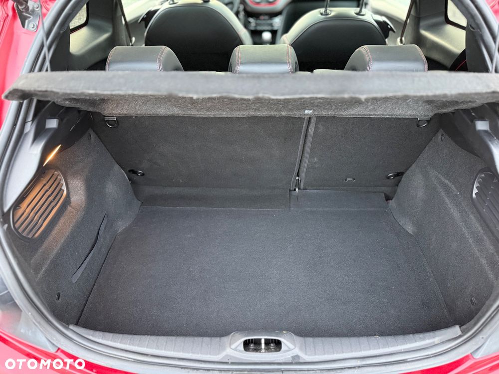 Peugeot 208 GTI 200 THP - 28