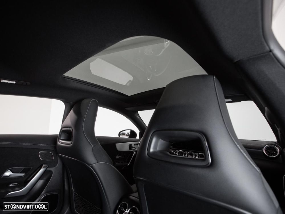 Mercedes-Benz CLA 250 e Shooting Brake 8G-DCT AMG Line - 13