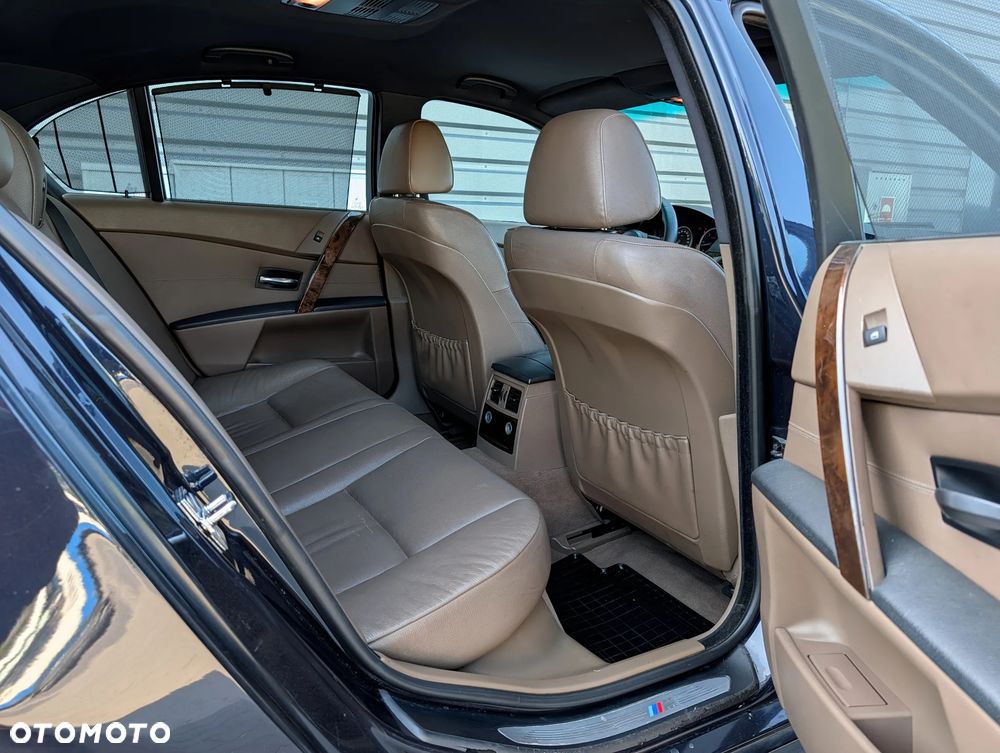 BMW Seria 5 535d - 17