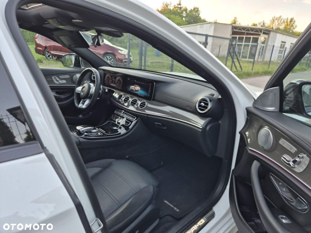 Mercedes-Benz Klasa E - 14
