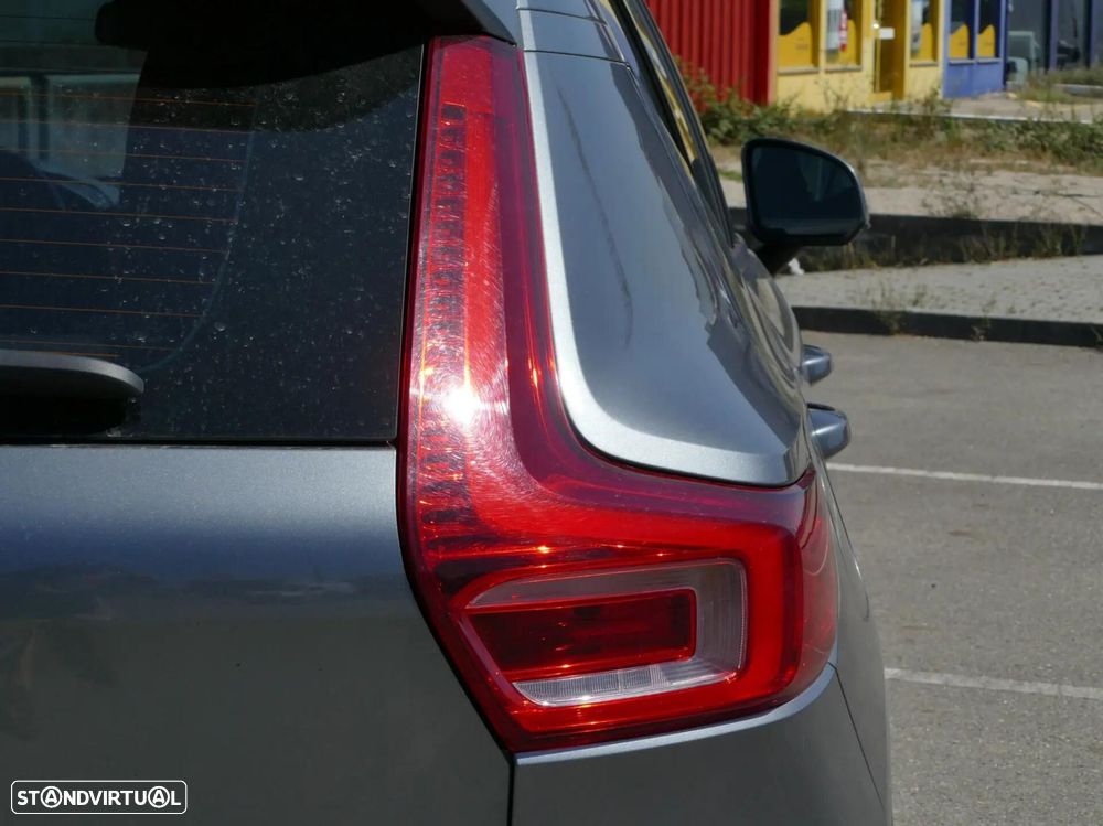 Volvo XC 40 2.0 D3 Geartronic - 12