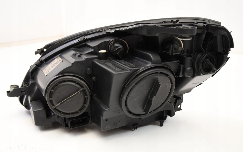 MERCEDES W204 C63 AMG LAMPA BI XENON LEWY PRZÓD - 8