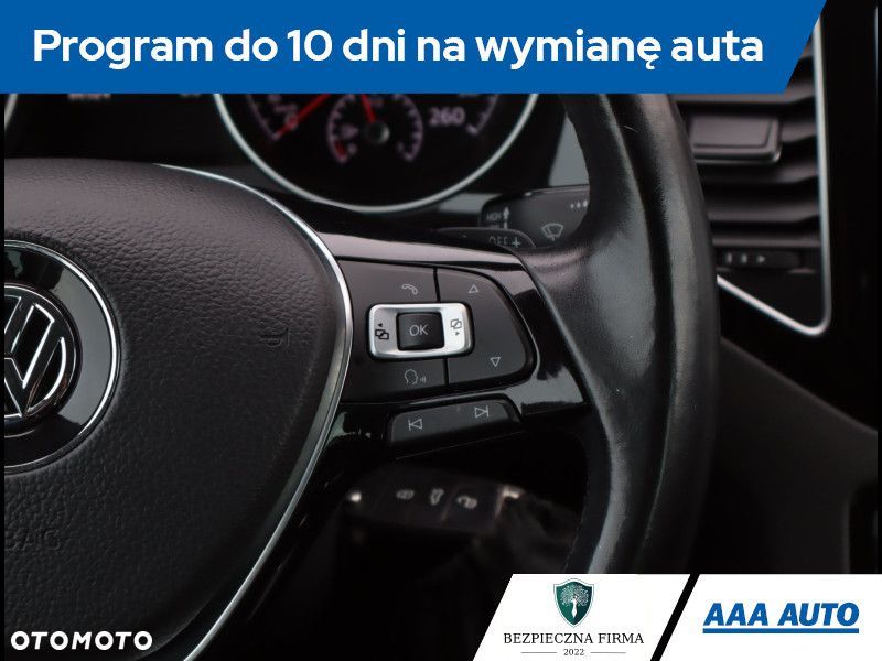 Volkswagen Golf Sportsvan - 20