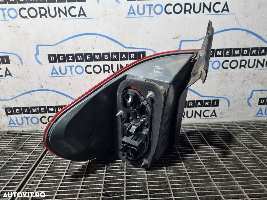 Stop Dreapta BMW X5 E70 Facelift 2010 - 2013 SUV 4 Usi (1280) Cu led - 2