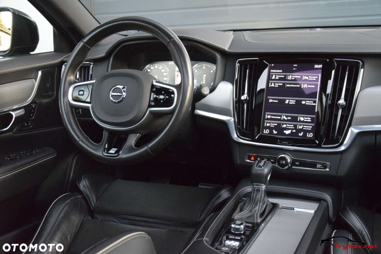 Volvo V90 - 30