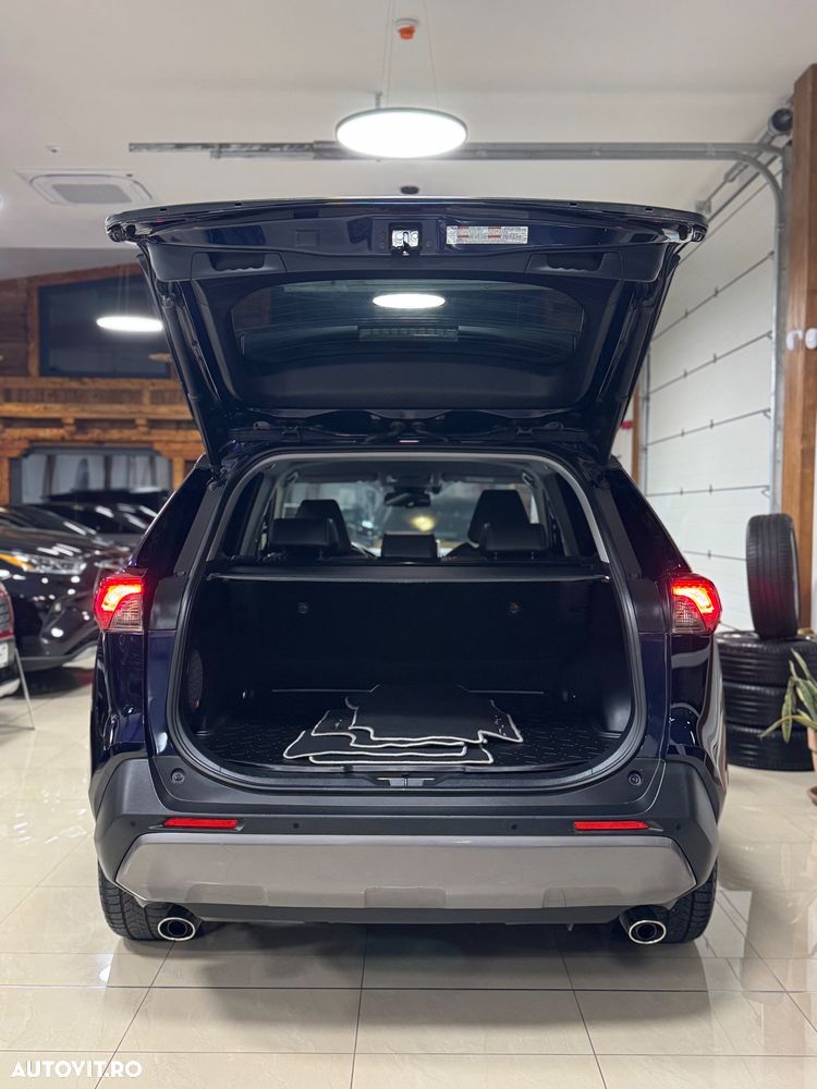 Toyota RAV4 2.5 4x4 Team Deutschland - 38