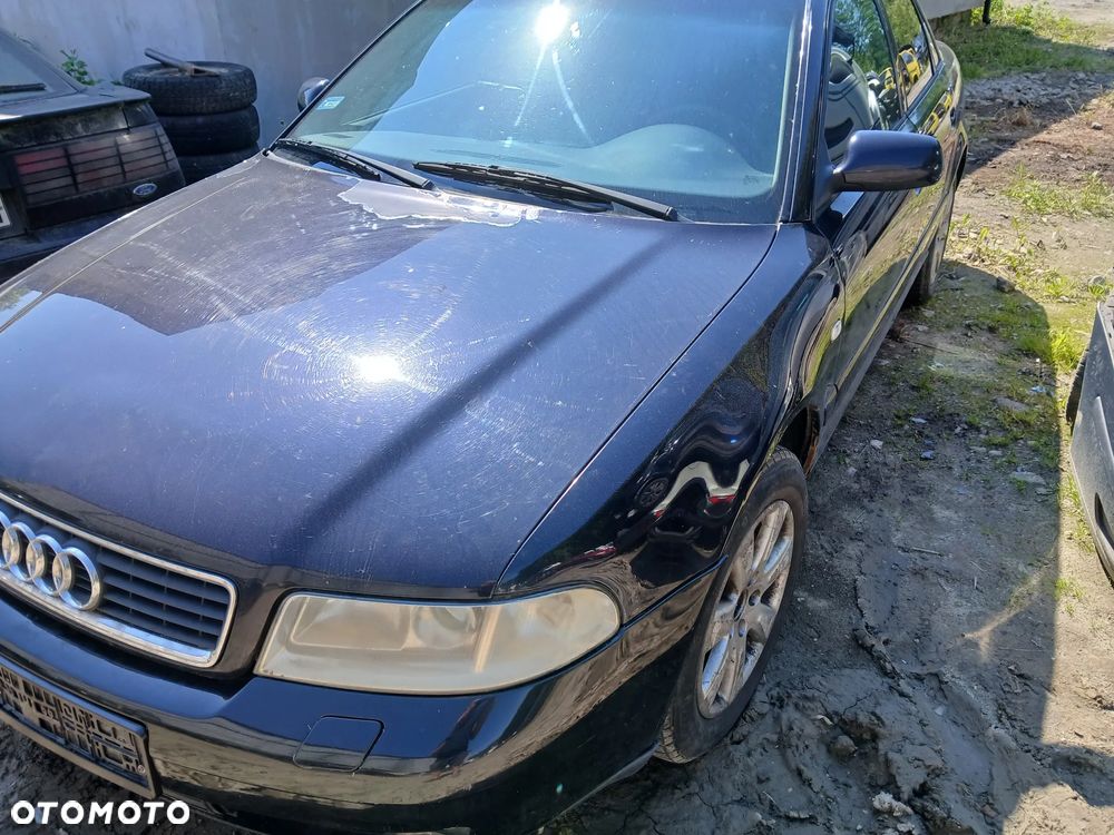 audi A4 B5 sedan LZ5L maska pokrywa silnika klapa bagażnika zderzak lampa reflektor pas przedni stop