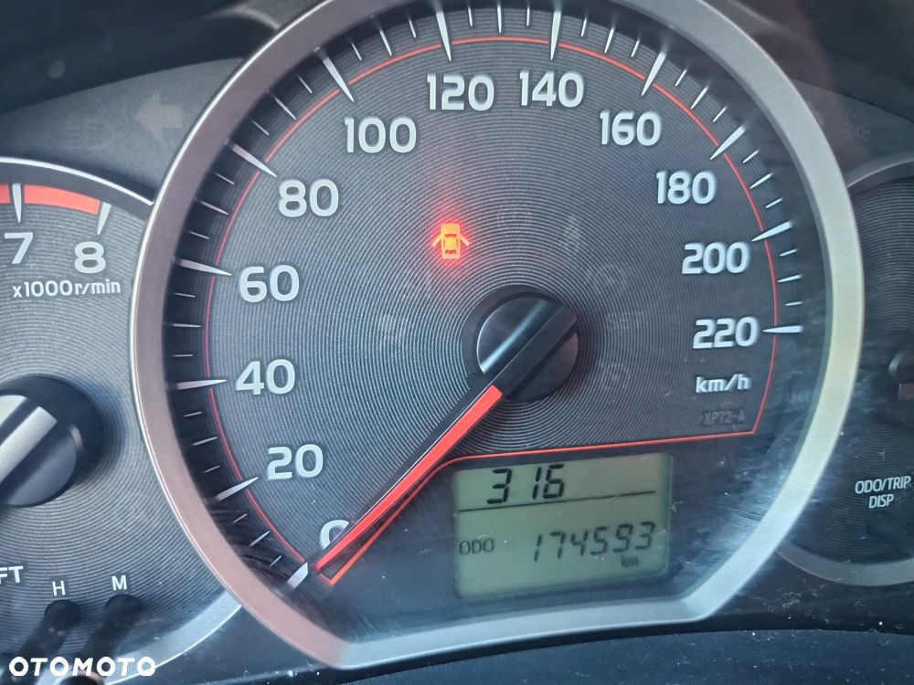 Toyota Yaris 1.0 Terra - 6