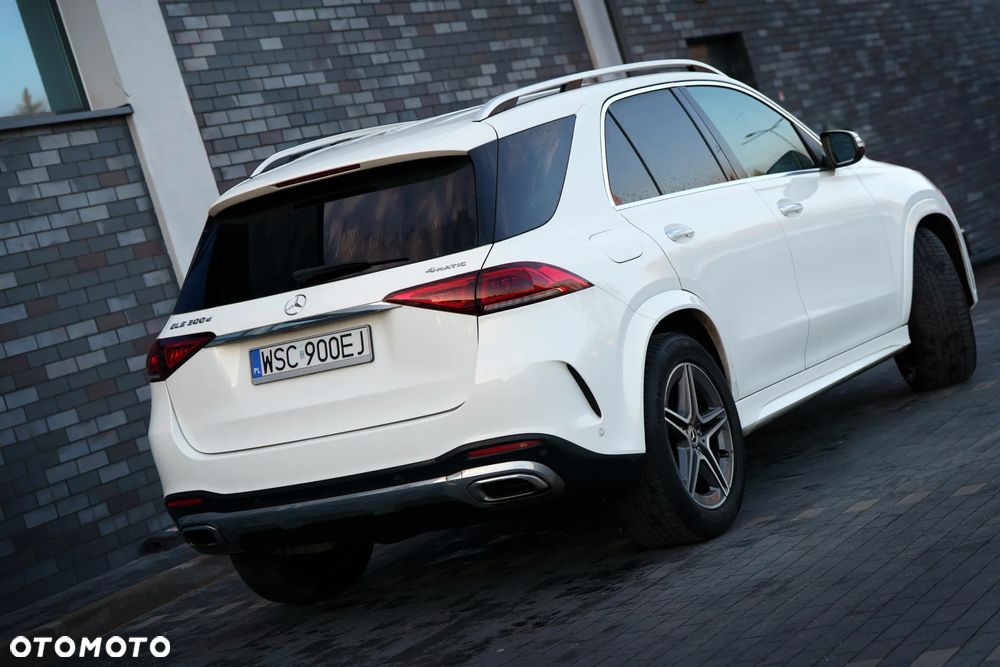 Mercedes-Benz GLE 300 d 4-Matic - 10