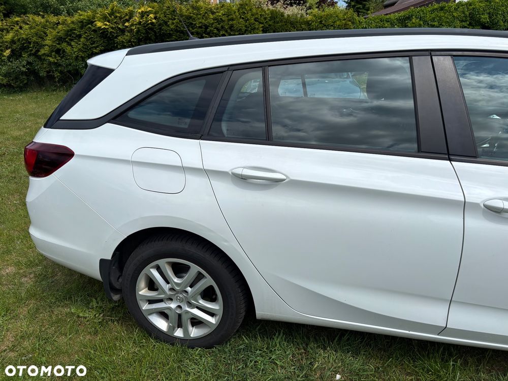 Opel Astra 1.6 CDTI Enjoy - 5