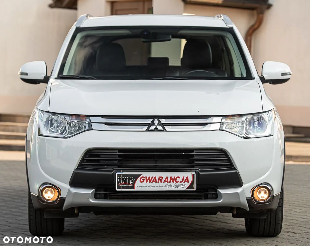 Mitsubishi Outlander - 15