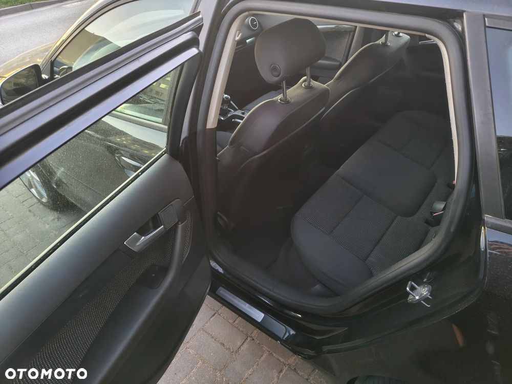 Audi A3 Sportback 1.6 Attraction - 19