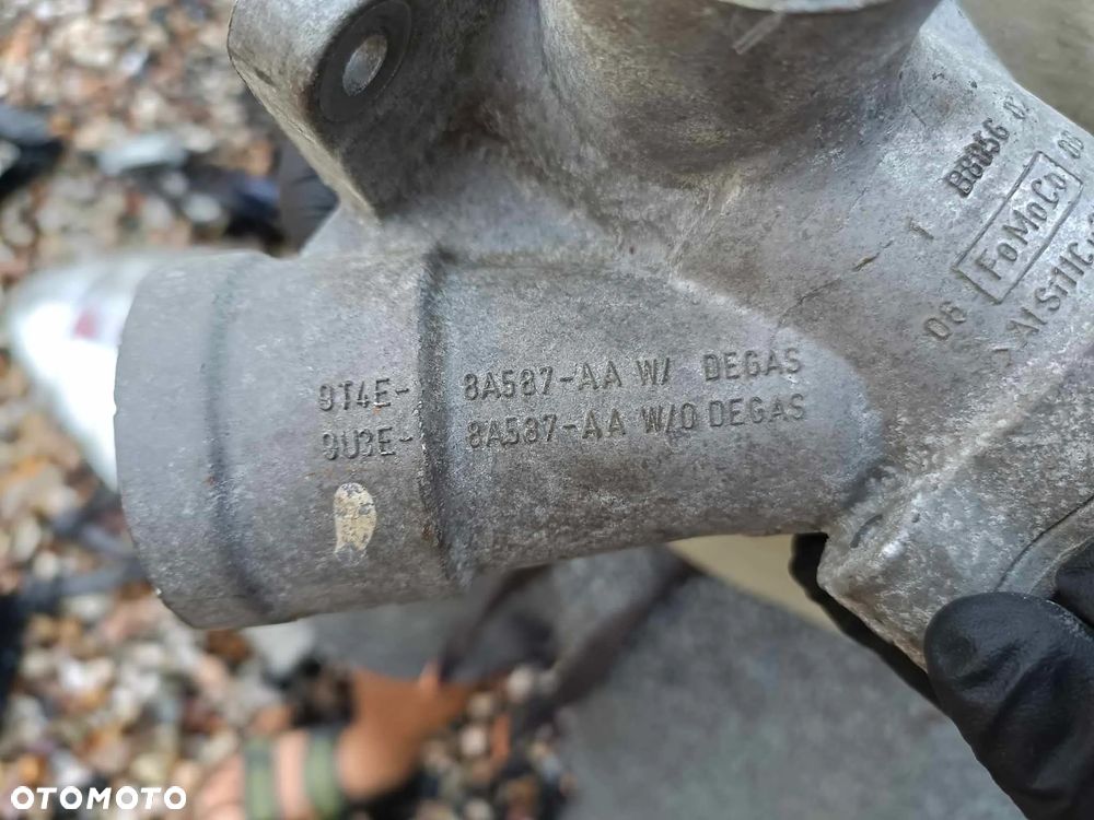 OBUDOWA TERMOSTATU KROCCE KROCIEC 3.7 3.5 FORD 2007-2017 Lincoln Taurus Edge FLEX FUSION X MKX MKZ MKS MKT CONTINENTAL MERCURY SABLE EXPLORER MAZDA 6 CX7 CX9 POLICE INTERCEPTOR SEDAN 9T4E-8A587-AA - 3