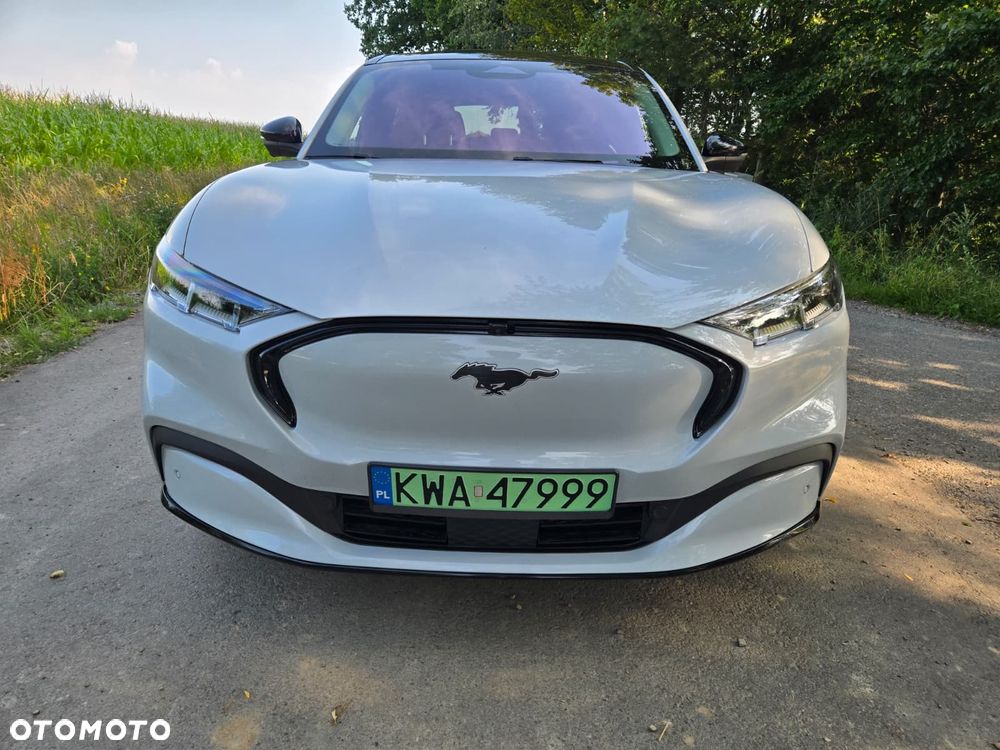 Ford Mustang Mach-E AWD PREMIUM - 21
