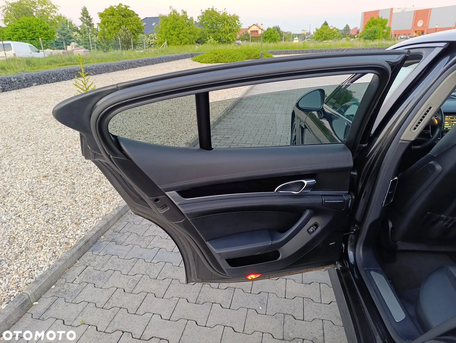 Porsche Panamera - 25