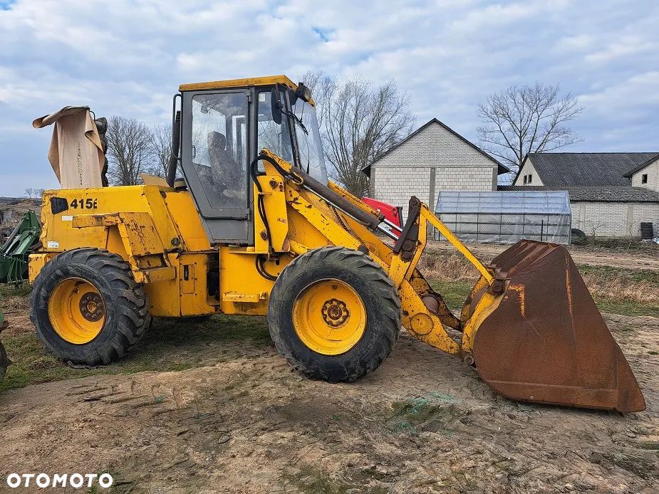 JCB 415E  przegubowa/  teleskopowa massey ,bobcat - 2
