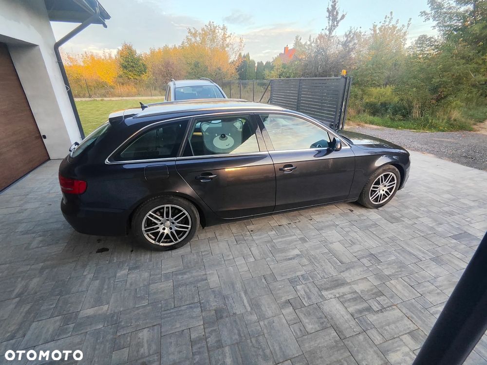 Audi A4 Avant - 5