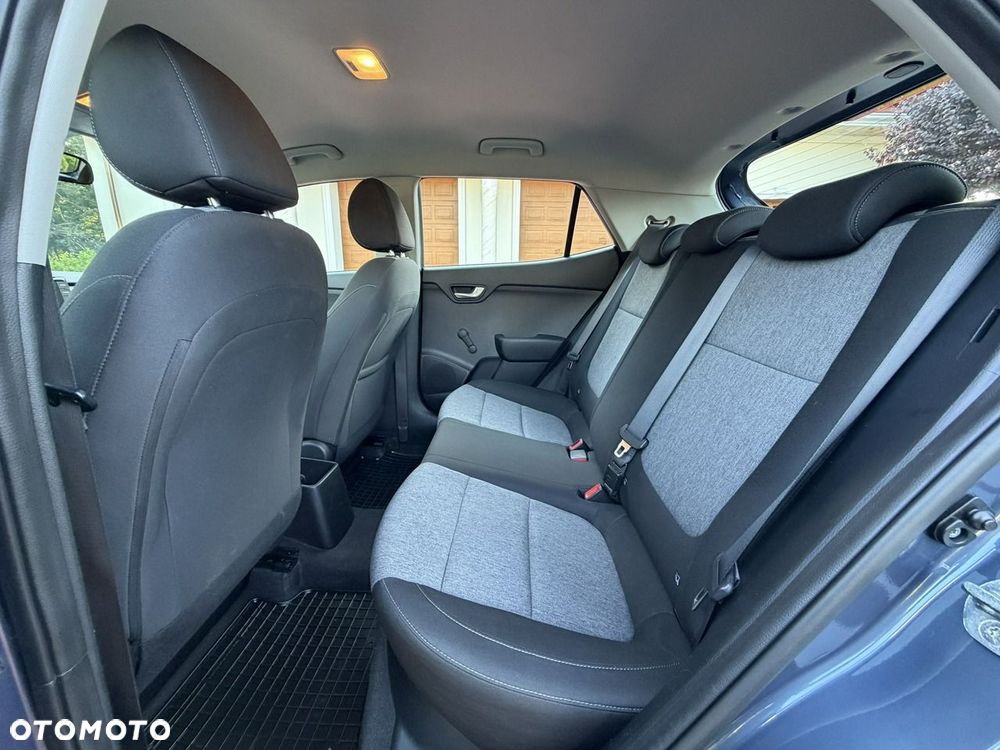Kia Stonic - 27