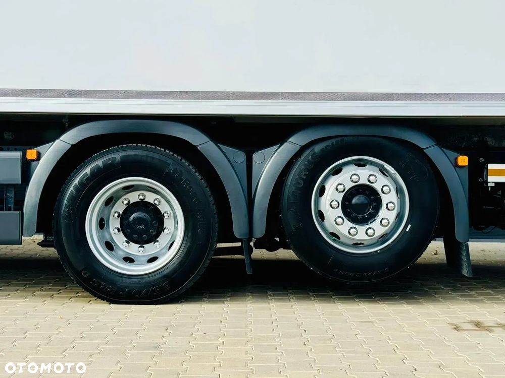 MAN MAN MAN TGX 26.440 // E6 // chłodnia z windą // 22 Epal // sypialka // - 23