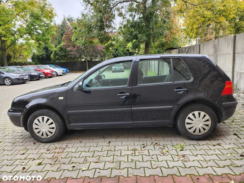 Volkswagen Golf - 4